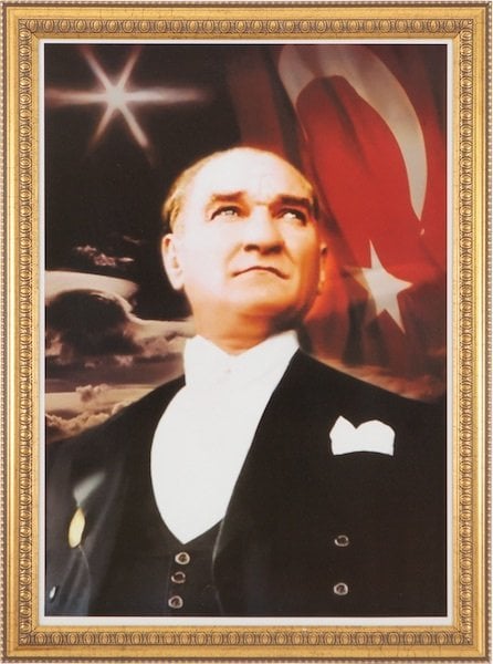İnter Atatürk Portresi Varaklı 50X70 İnt-022